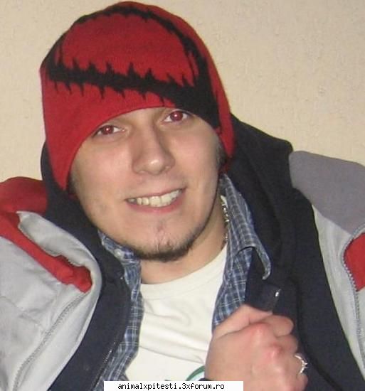 parerea voastra despre tzapu... poza tzapu RealFan
