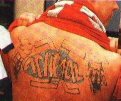 a.yo am tupeu ala de o sa-mi fac tatuaj la fel ca ala a lu sopy de pe brat si unu pe spate jos cu
