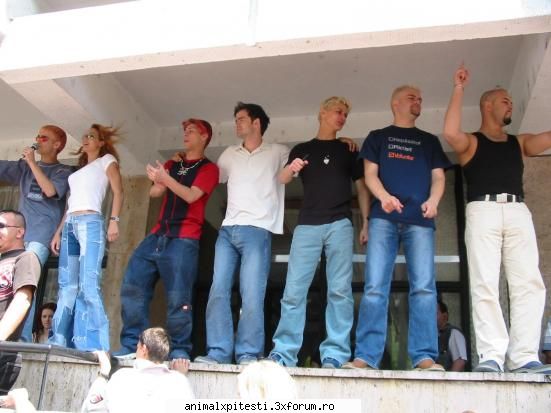 la multi ani fc.ax pitesti sa traiti multi ani buni de acum incolo.. :hi: fan club animal-x pitesti