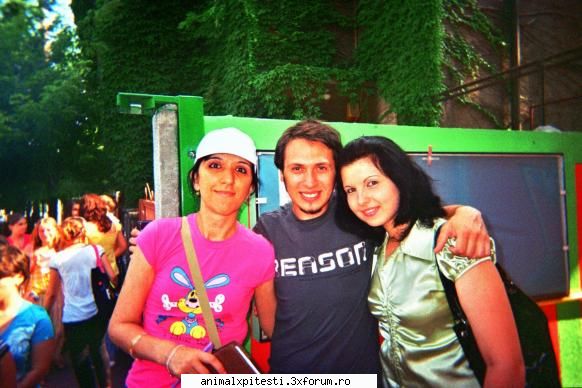 Poze cu Animal X si Fanii - buna eu sunt madalina sunt pres fc ax buzau si - Poze cu Animal-X