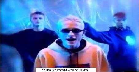 a 10 poza :nono: poze cu animal x si fanii