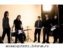 a 16 poza poze cu animal x si fanii