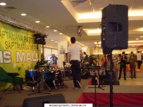 Poze cu Fanii - constanta tomis mall 21 aprilie 2008 - Locul Fanilor